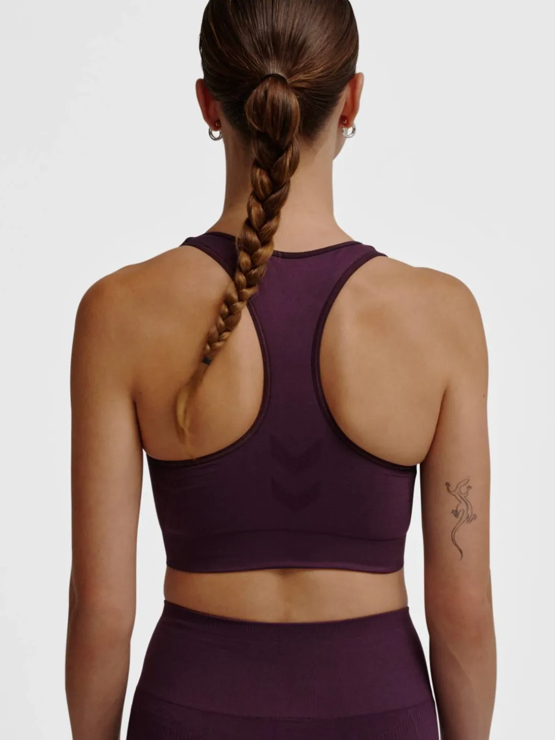 hmlTIF SEAMLESS SPORTS TOP