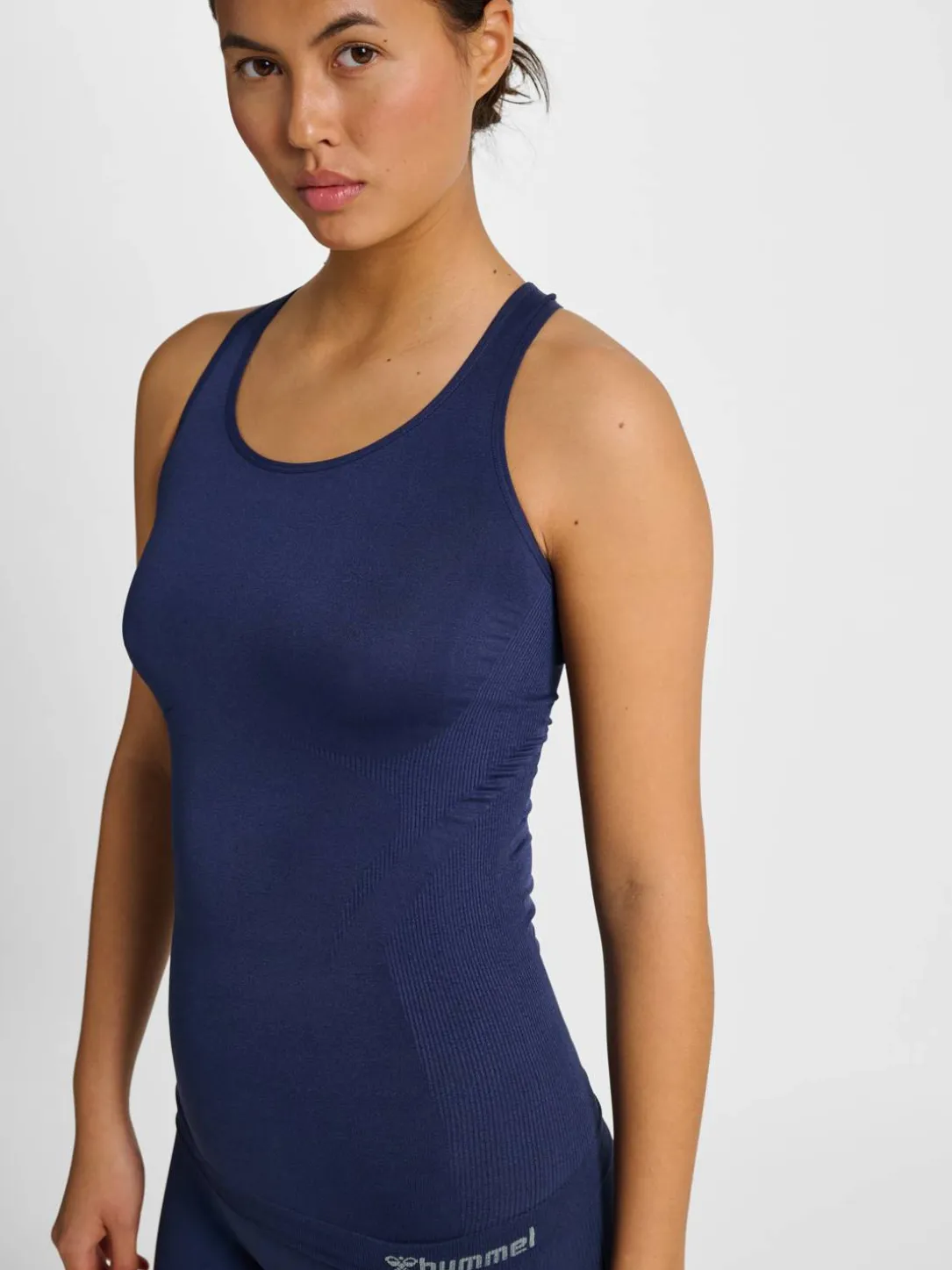 hmlTIF SEAMLESS TOP