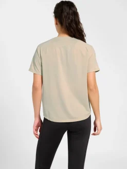 hmlVANJA TECH T-SHIRT S/S