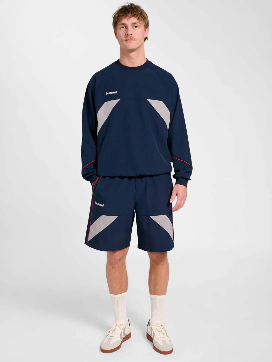 hmlWORLD 26 SHORTS TECH