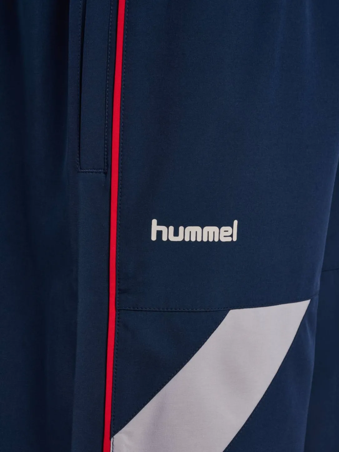 hmlWORLD 26 SHORTS TECH