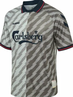 hmlWORLD 26 SOCCER JERSEY