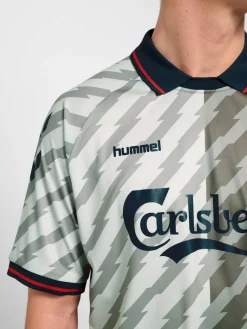 hmlWORLD 26 SOCCER JERSEY