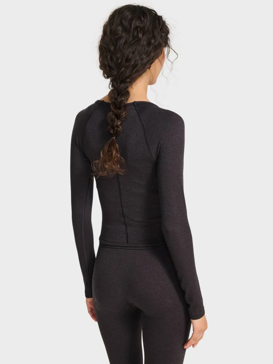 hmlYOGA SEAMLESS RIB T-SHIRT L/S