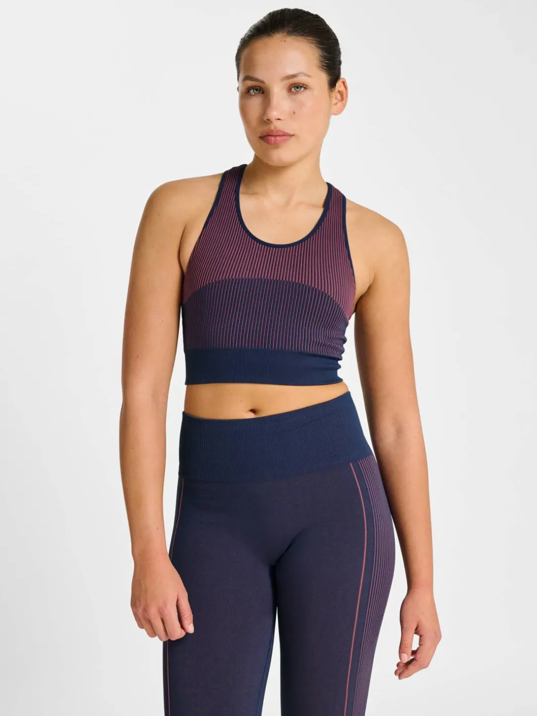 hmlYOGA SEAMLESS W CROP TOP