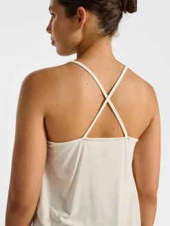 hmlYOGA SOFT W STRAP TOP