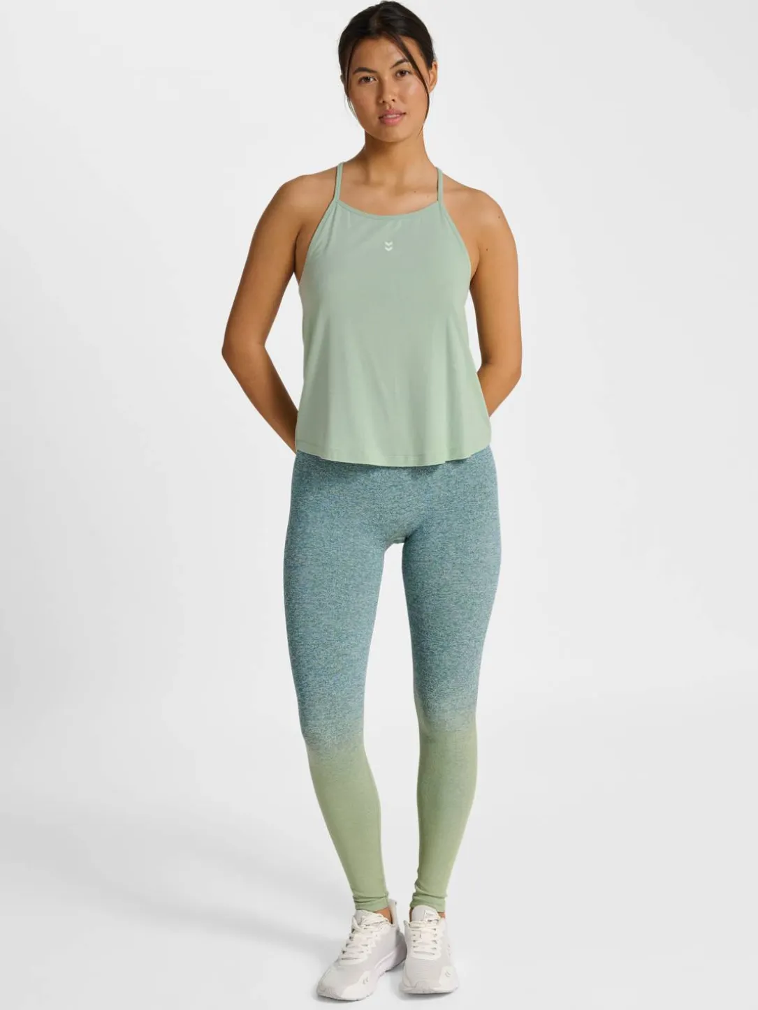 hmlYOGA SOFT W STRAP TOP