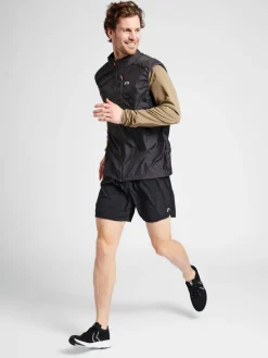 MEN PACKABLE TECH GILET