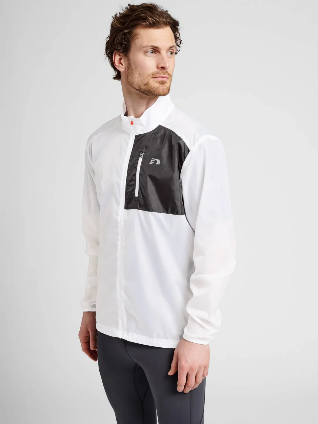 MEN PACKABLE TECH JACKET