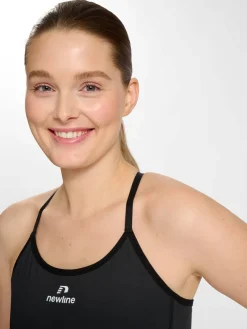 nwlAUGUSTA BRA WOMAN