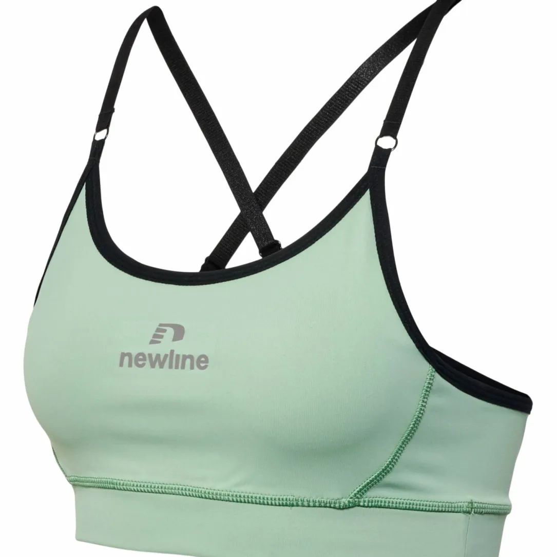 nwlAUGUSTA BRA WOMAN