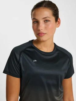 nwlBEAT GRADIENT W T-SHIRT