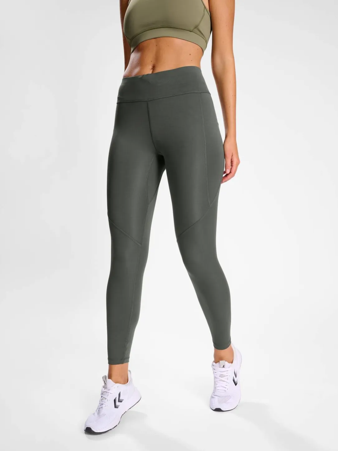 nwlBEAT TIGHTS WOMAN