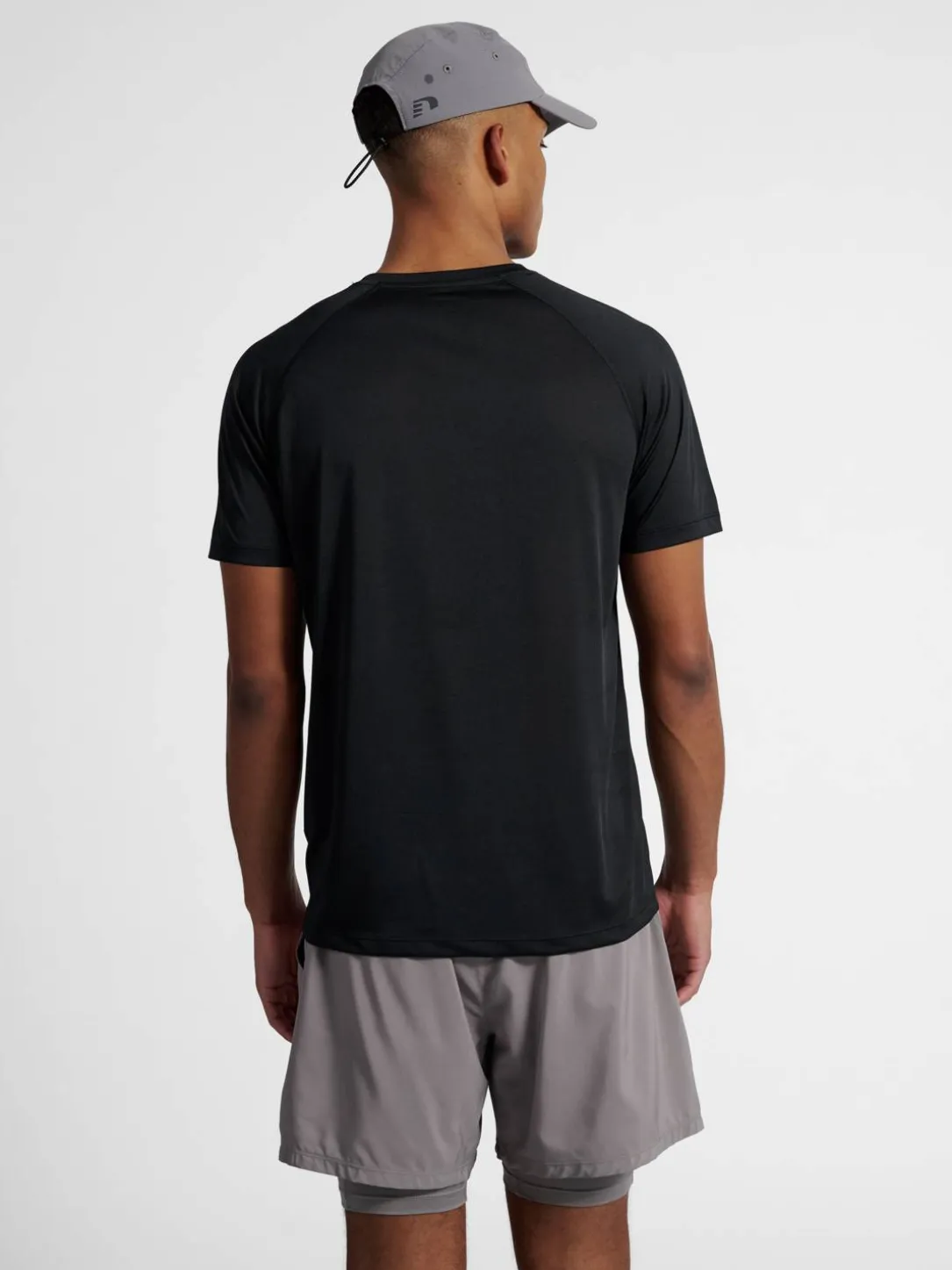 nwlBEAT T-SHIRT