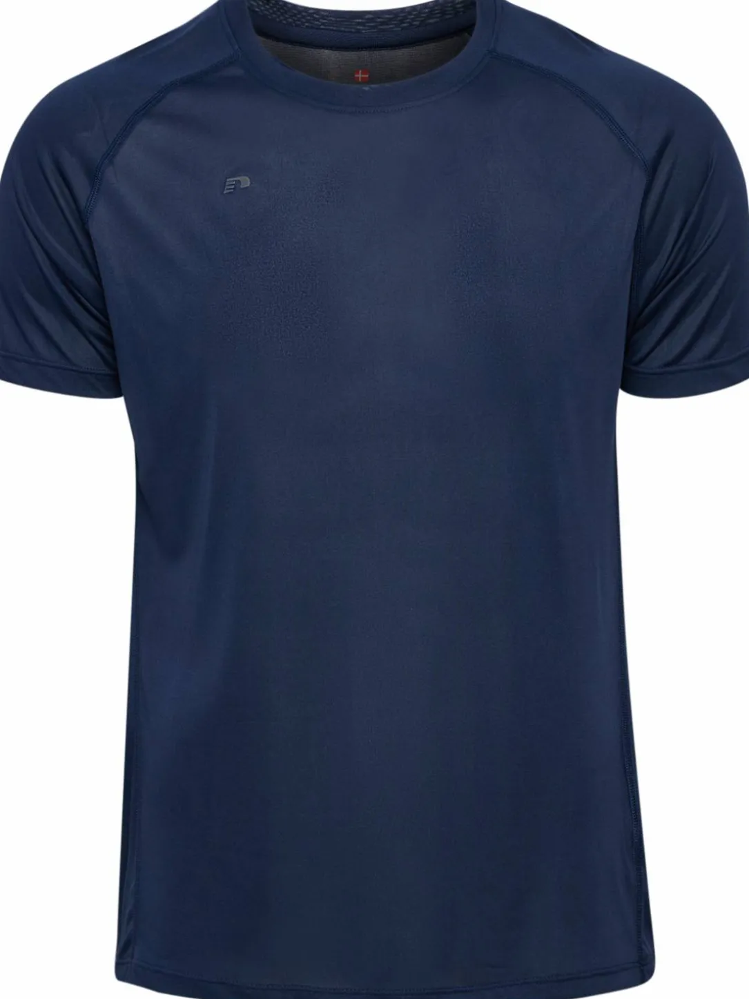 nwlBEAT T-SHIRT