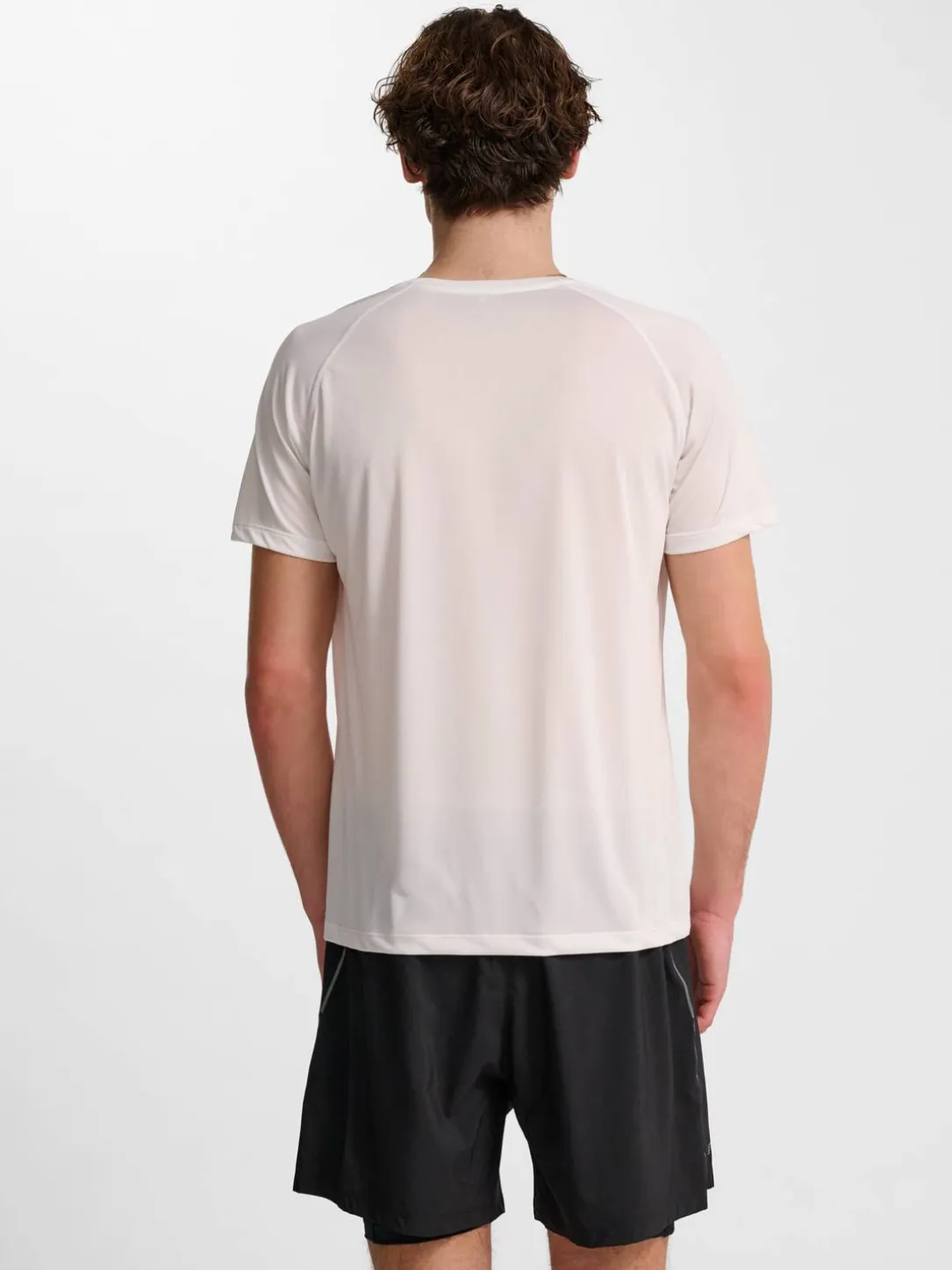 nwlBEAT T-SHIRT