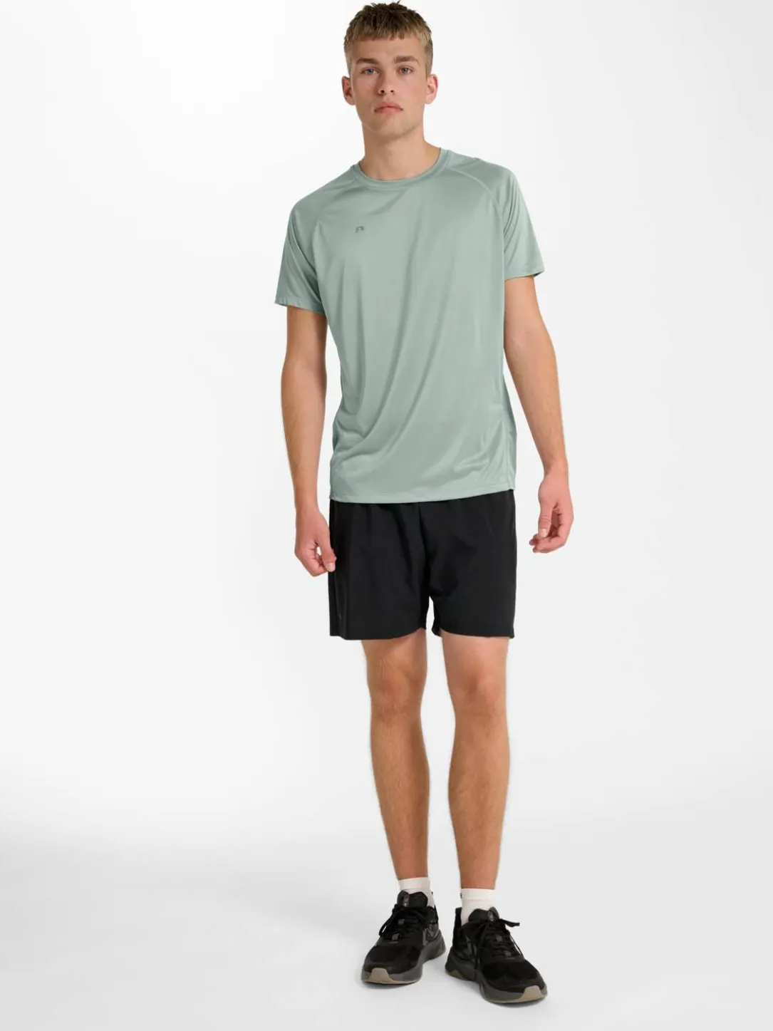 nwlBEAT T-SHIRT