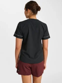nwlBREATHE W T-SHIRT