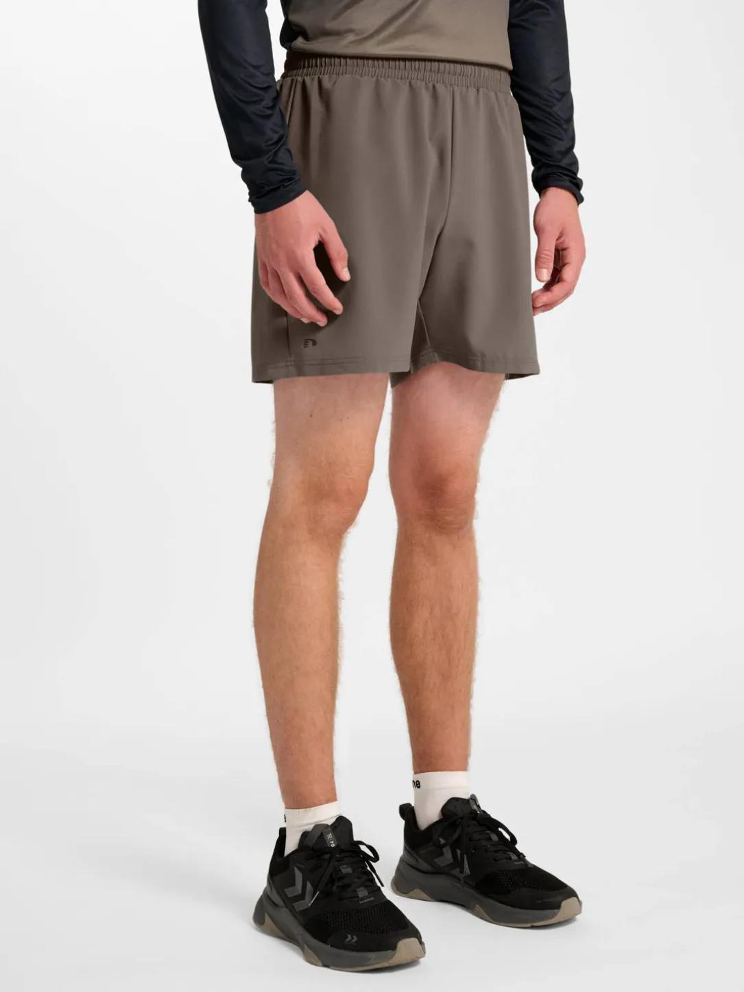 nwlMAX ZIP POCKET SHORTS