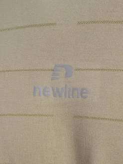 nwlPACE SEAMLESS TEE