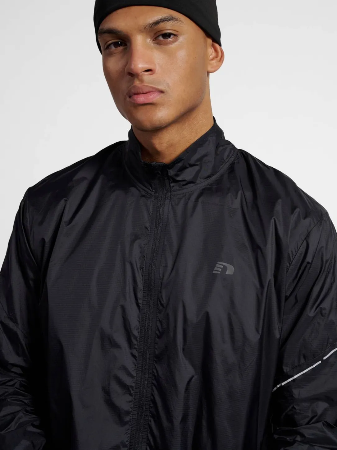 nwlPACKABLE TRAIL JACKET