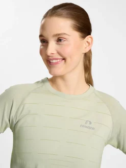 nwlRIVERSIDE SEAMLESS T-SHIRT S/S W
