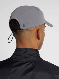 nwlRUNNING CAP