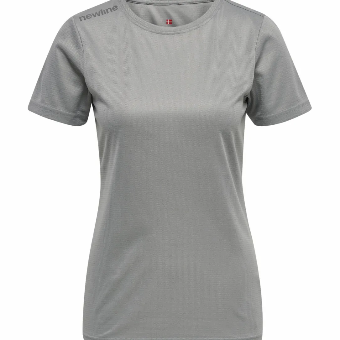 WOMEN CORE FUNCTIONAL T-SHIRT S/S