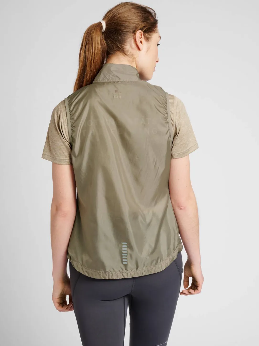 WOMEN PACKABLE TECH GILET