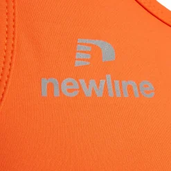 WOMEN'S ATHLETIC TOP