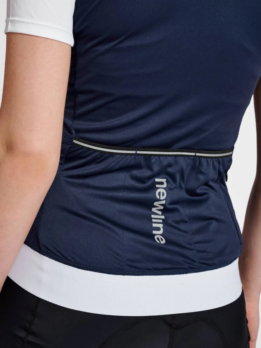 WOMENS CORE BIKE JERSEY
