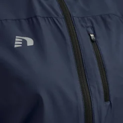 WOMEN'S CORE JACKET